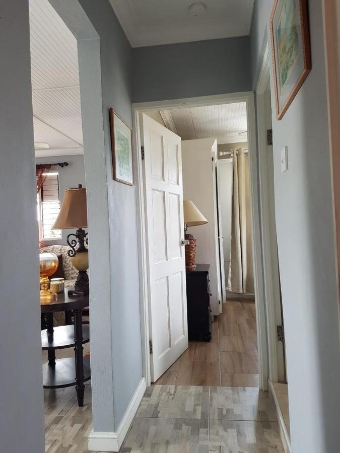 Carmen Apartment Bridgetown Bagian luar foto